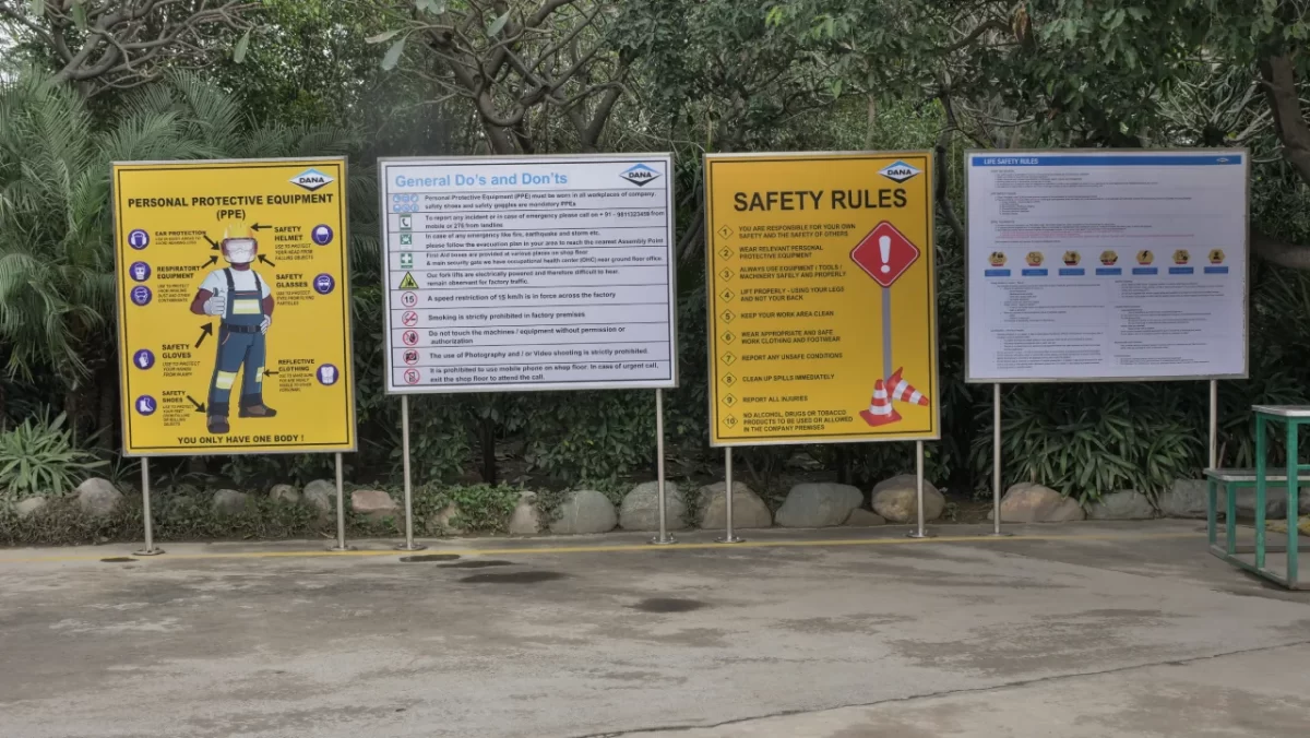 Branding Signage 01 (7)